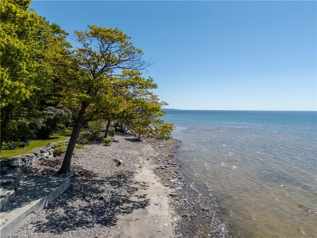 689 Sandy Bay Road Property Photo 2