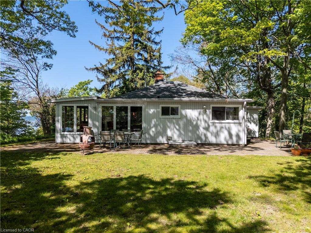 689 Sandy Bay Road Property Photo 5