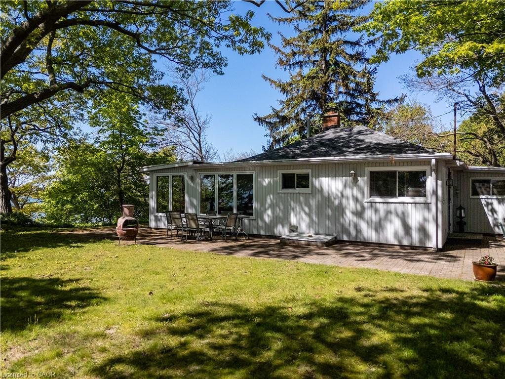 689 Sandy Bay Road Property Photo 6