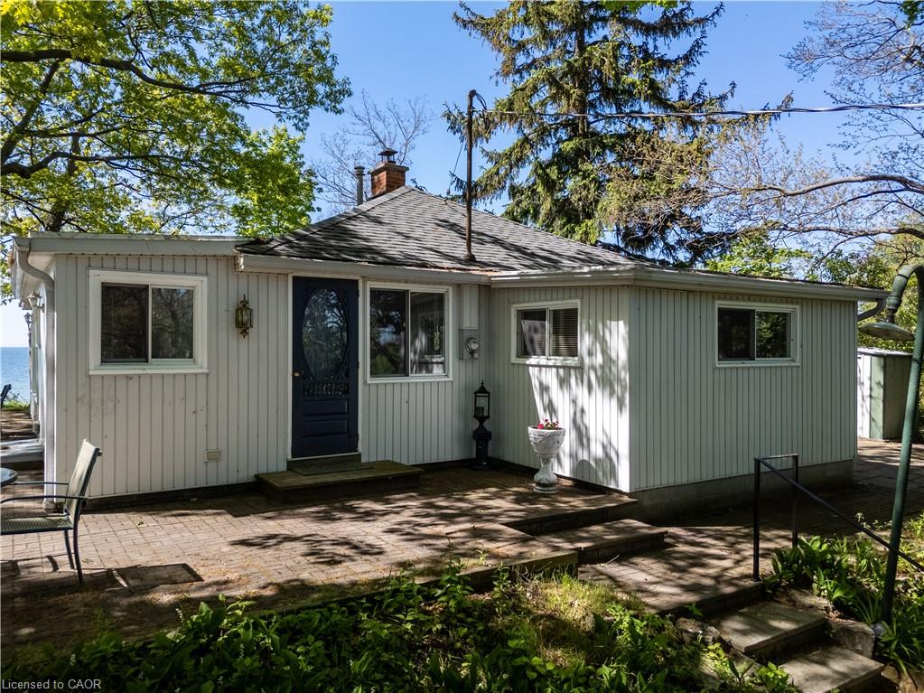 689 Sandy Bay Road Property Photo 12