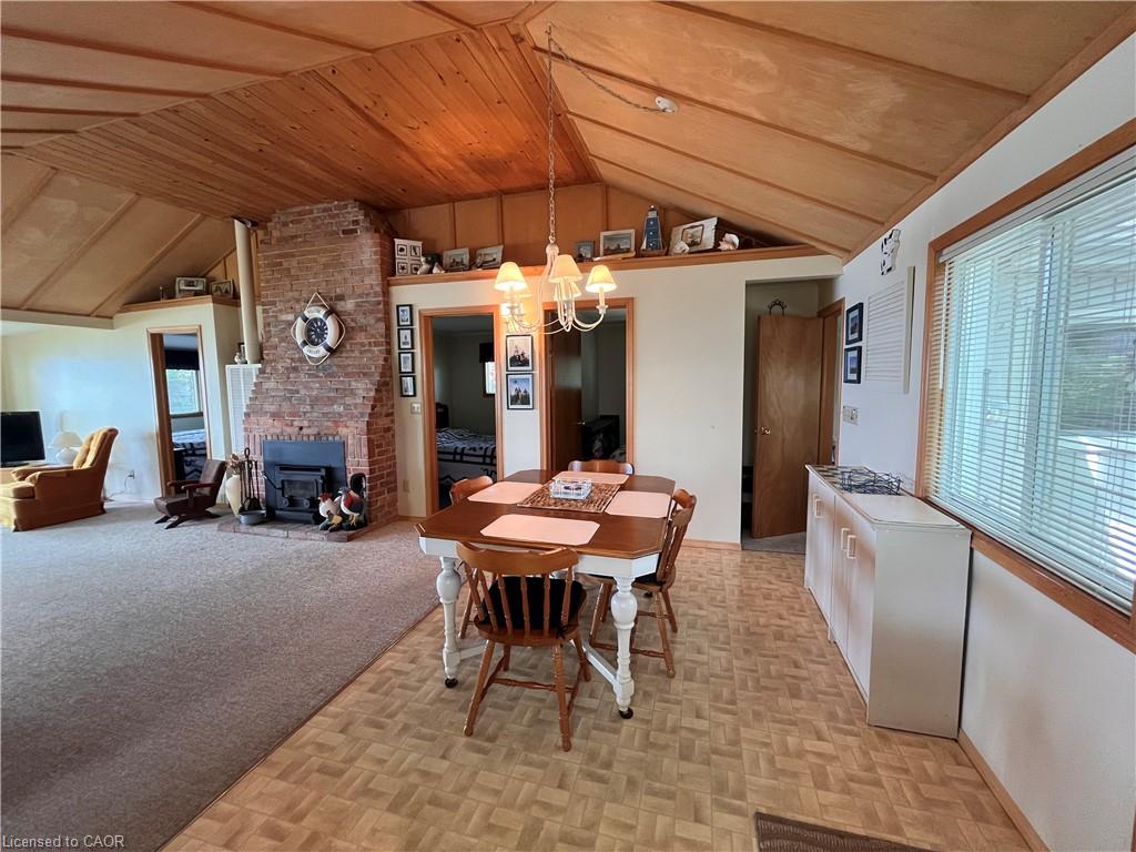 689 Sandy Bay Road Property Photo 18