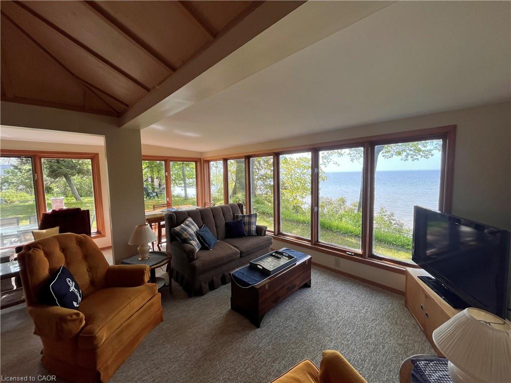 689 Sandy Bay Road Property Photo 21