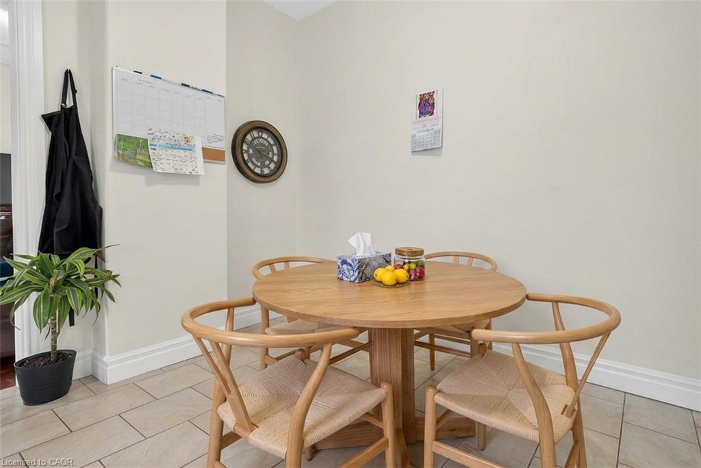 221 Grand River Avenue Property Photo 9