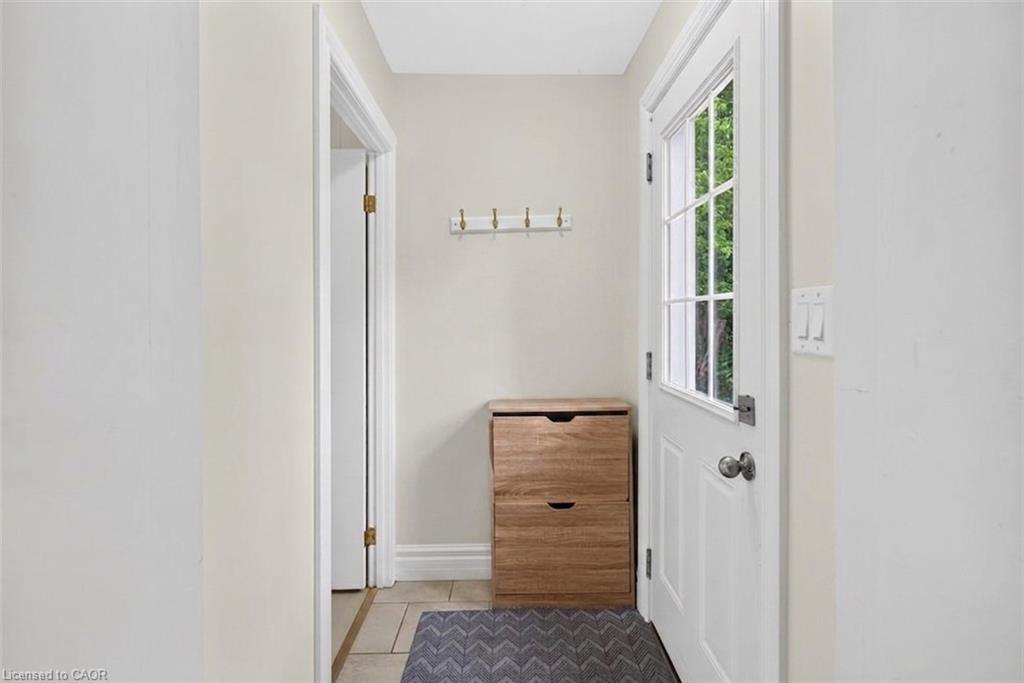 221 Grand River Avenue Property Photo 11