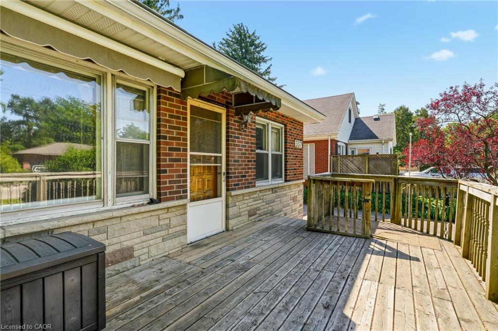337 St Paul Street Property Photo 6