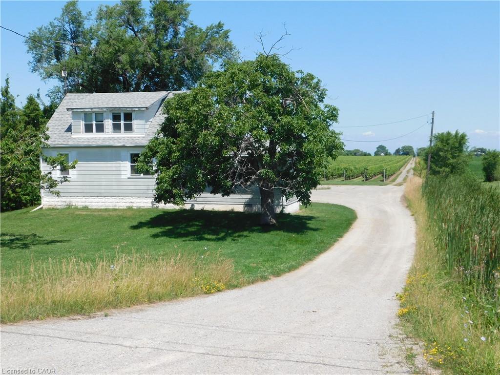 3705 Service Road N Property Photo 19