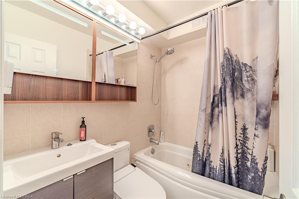 305-648 Grey Street Property Photo 10