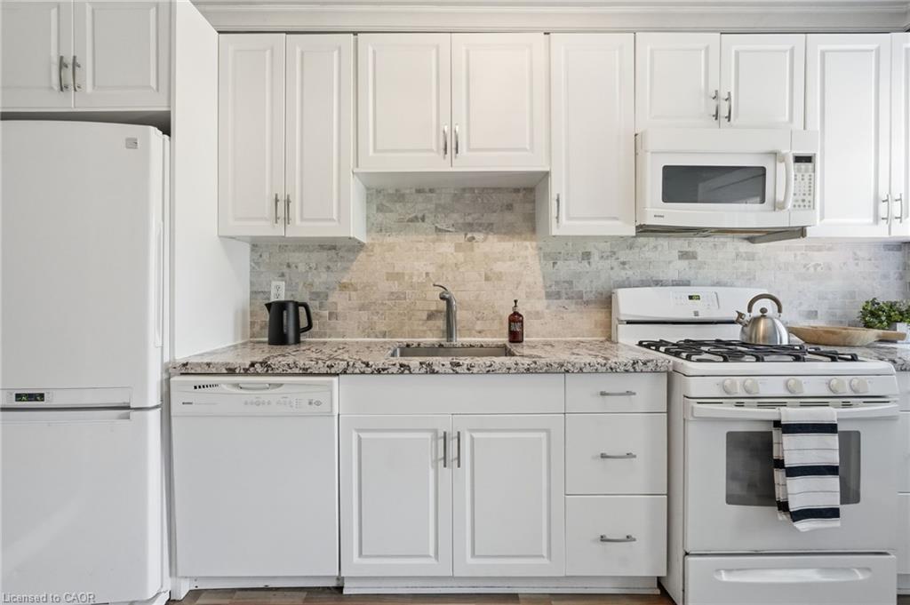 170 Kensington Avenue S Property Photo 10