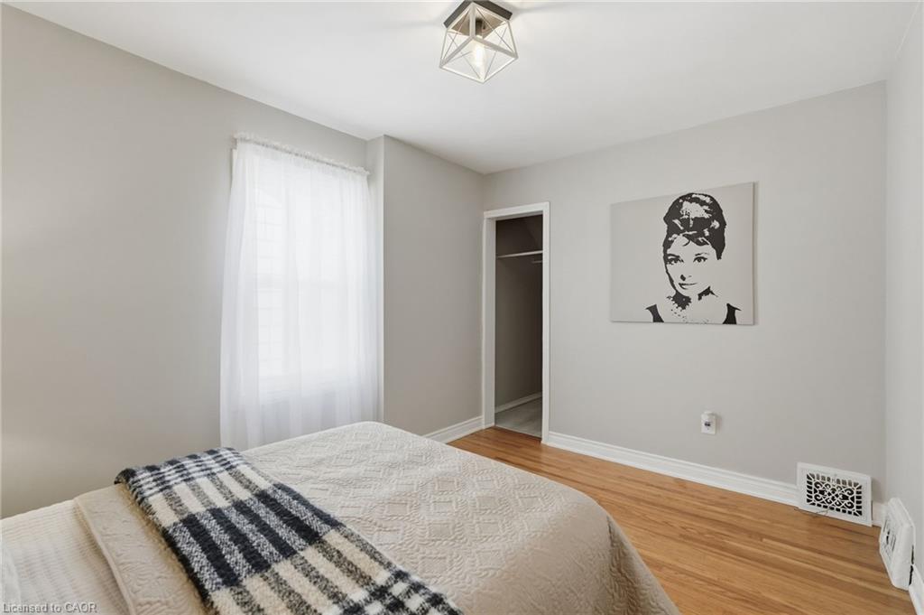 170 Kensington Avenue S Property Photo 27