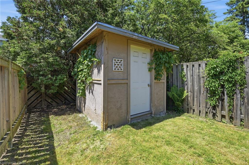 170 Kensington Avenue S Property Photo 37