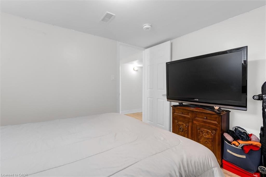 406 East 43rd Street Property Photo 19