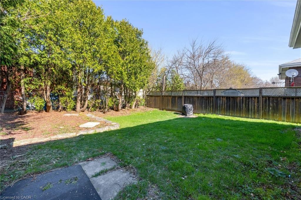 406 East 43rd Street Property Photo 34