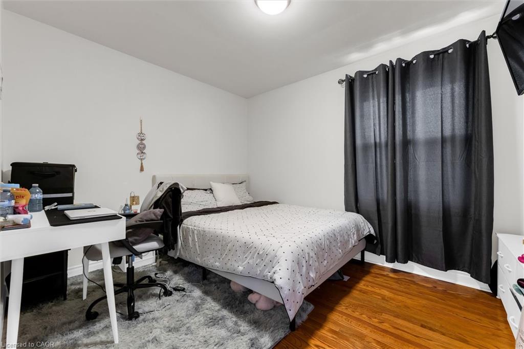 406 East 43rd Street Property Photo 16