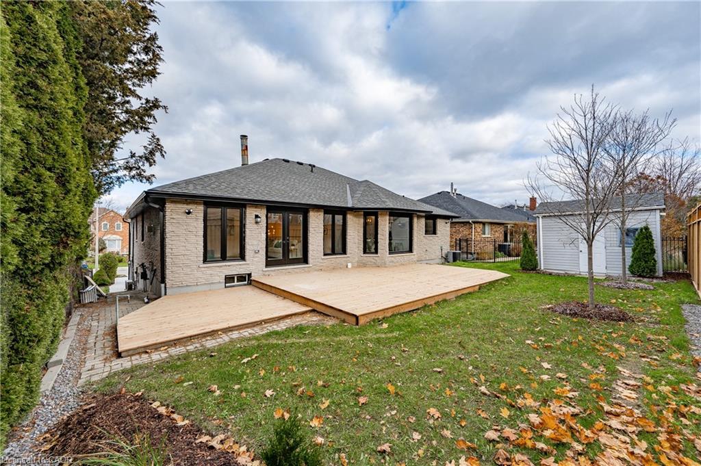 175 Bluebell Crescent Property Photo 44