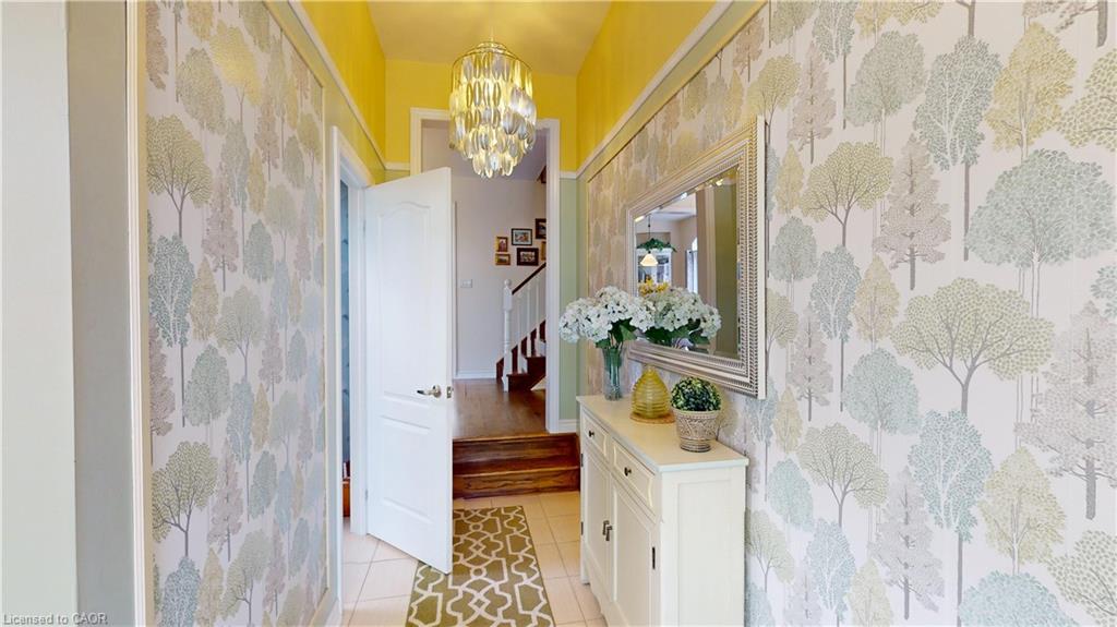 16 Ridgegate Crescent Property Photo 3