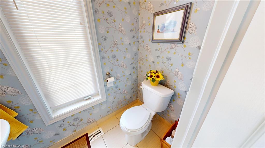 16 Ridgegate Crescent Property Photo 5