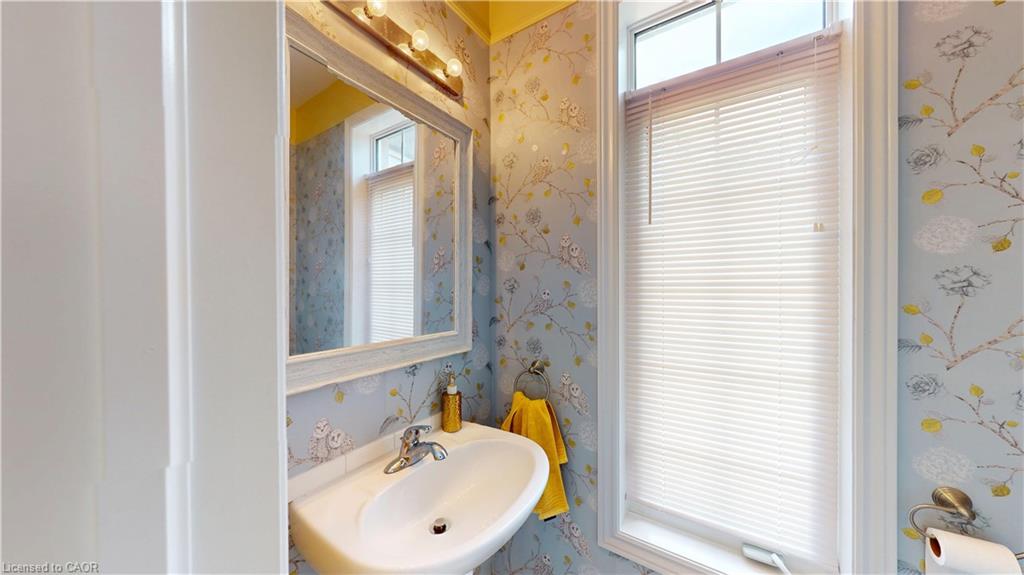16 Ridgegate Crescent Property Photo 6