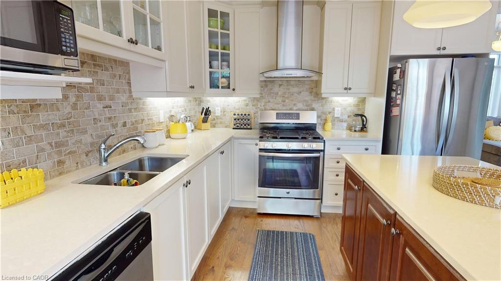 16 Ridgegate Crescent Property Photo 11