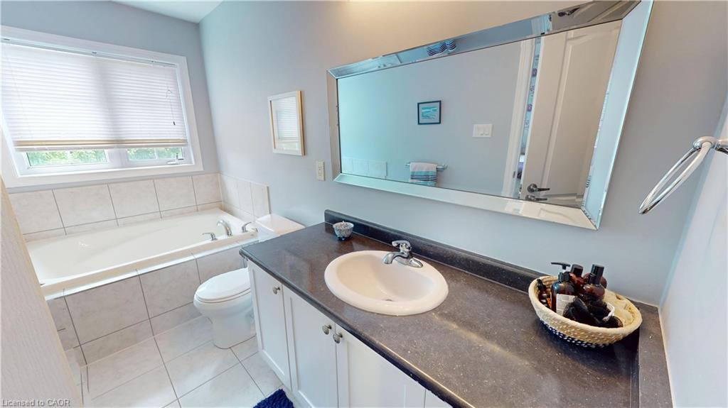 16 Ridgegate Crescent Property Photo 17
