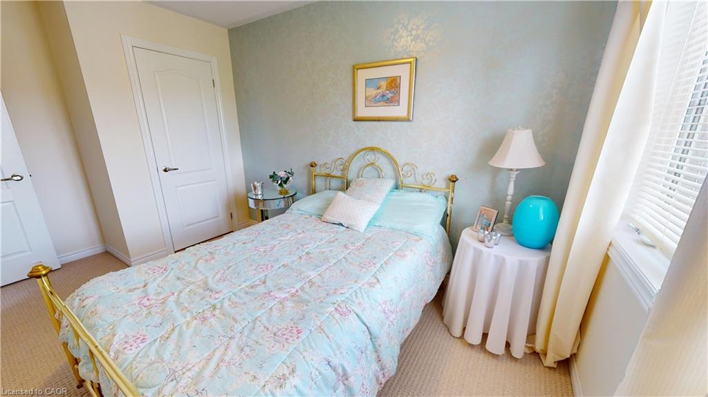 16 Ridgegate Crescent Property Photo 22