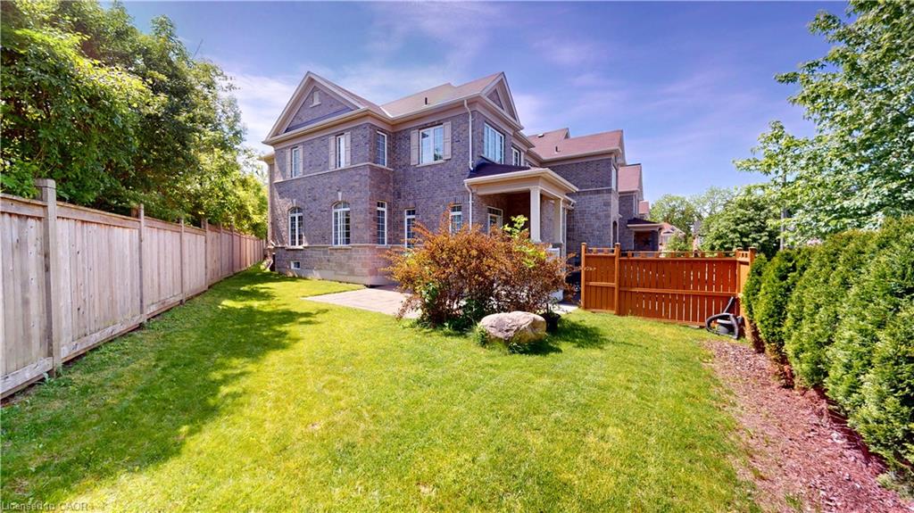 16 Ridgegate Crescent Property Photo 28