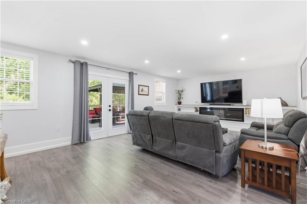 199 Winstanley Street Property Photo 19