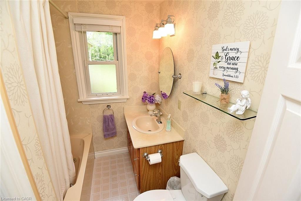 9 Wesite Avenue Property Photo 26