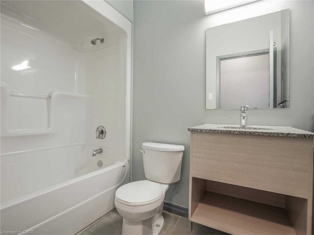 1105-8 Hickory Street W Property Photo 15