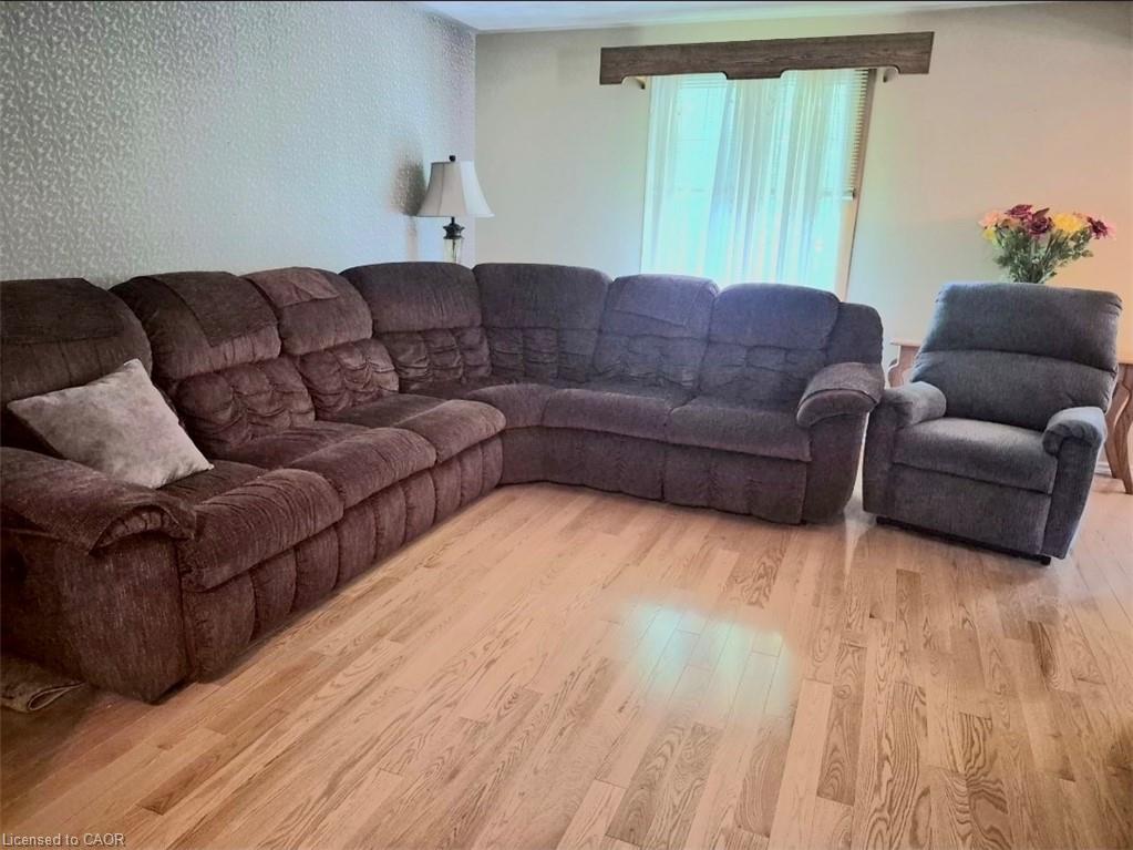16 Stephens Court Property Photo 4
