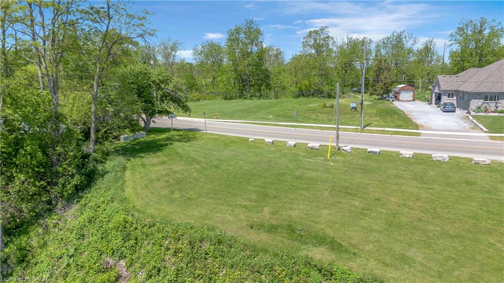 71 Wolven Street Property Photo 4