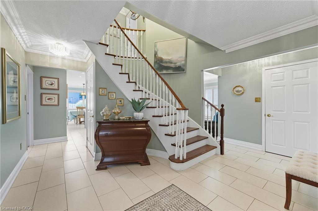 3043 Vanderbilt Road Property Photo 4