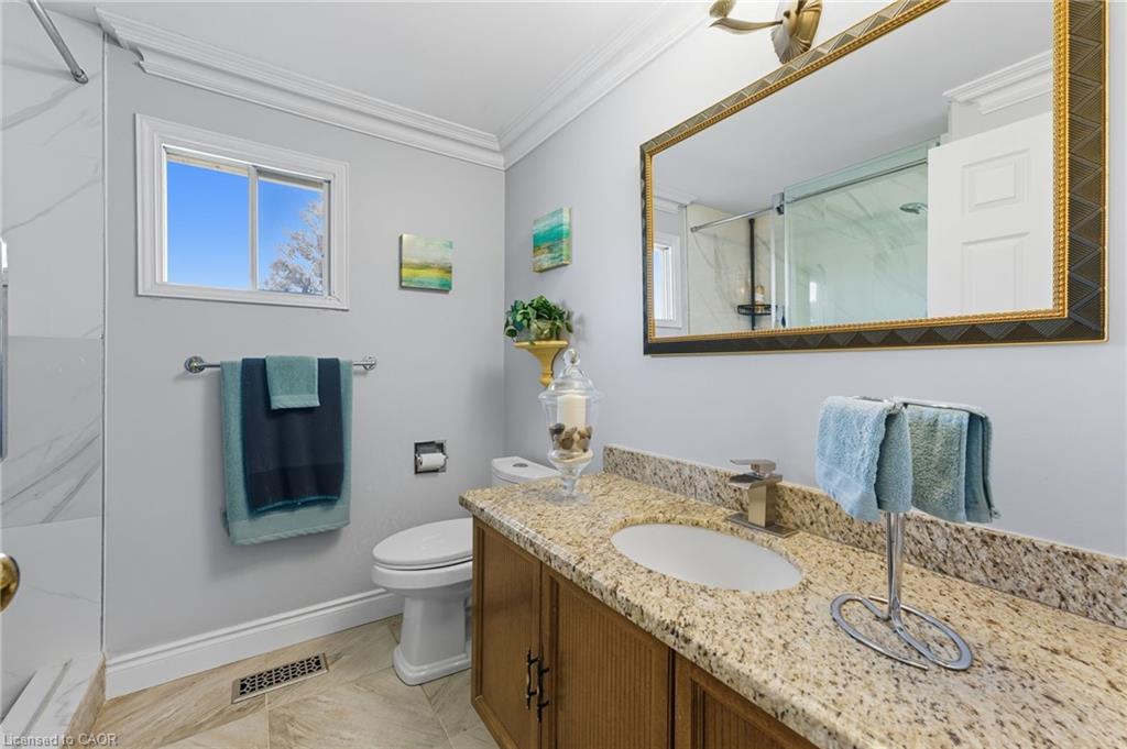 3043 Vanderbilt Road Property Photo 18