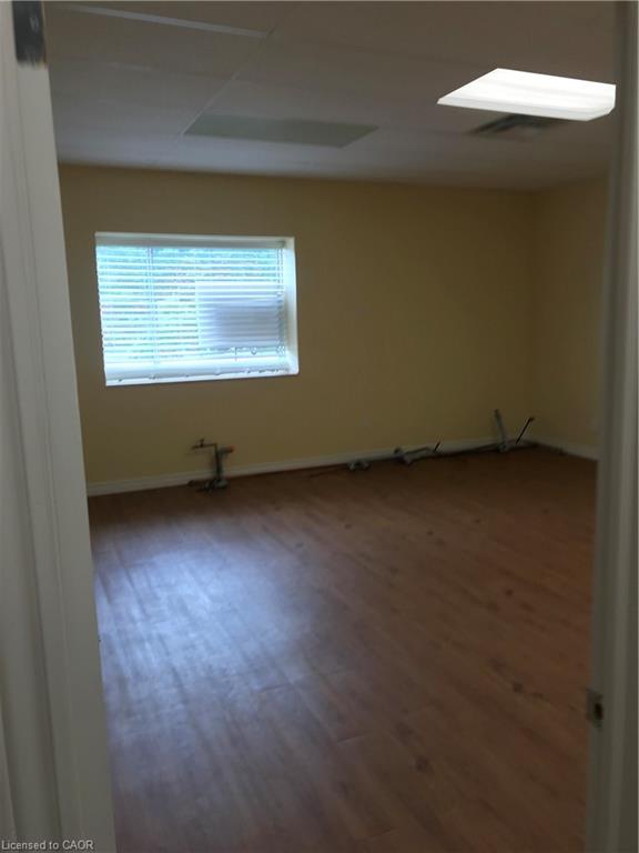 7-496 Albert Street Property Photo 2