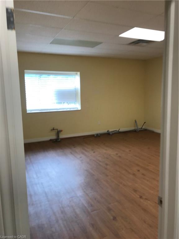 7-496 Albert Street Property Photo 3