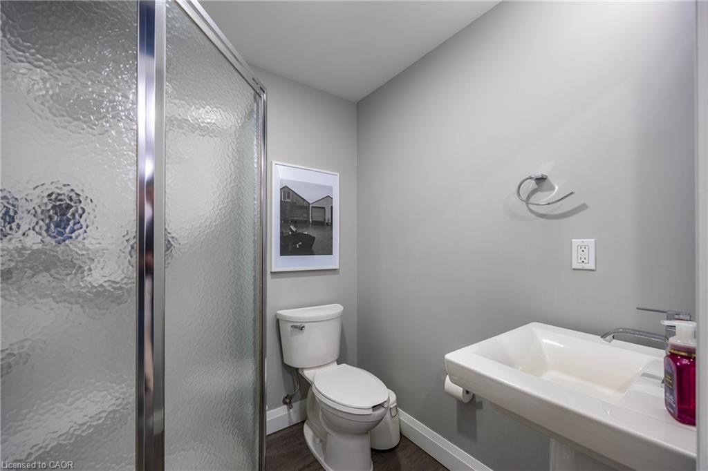 208-12 Erie Boulevard Property Photo 11