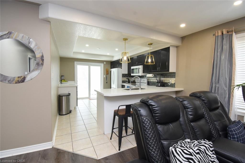 334 St. Lawrence Drive Property Photo 14