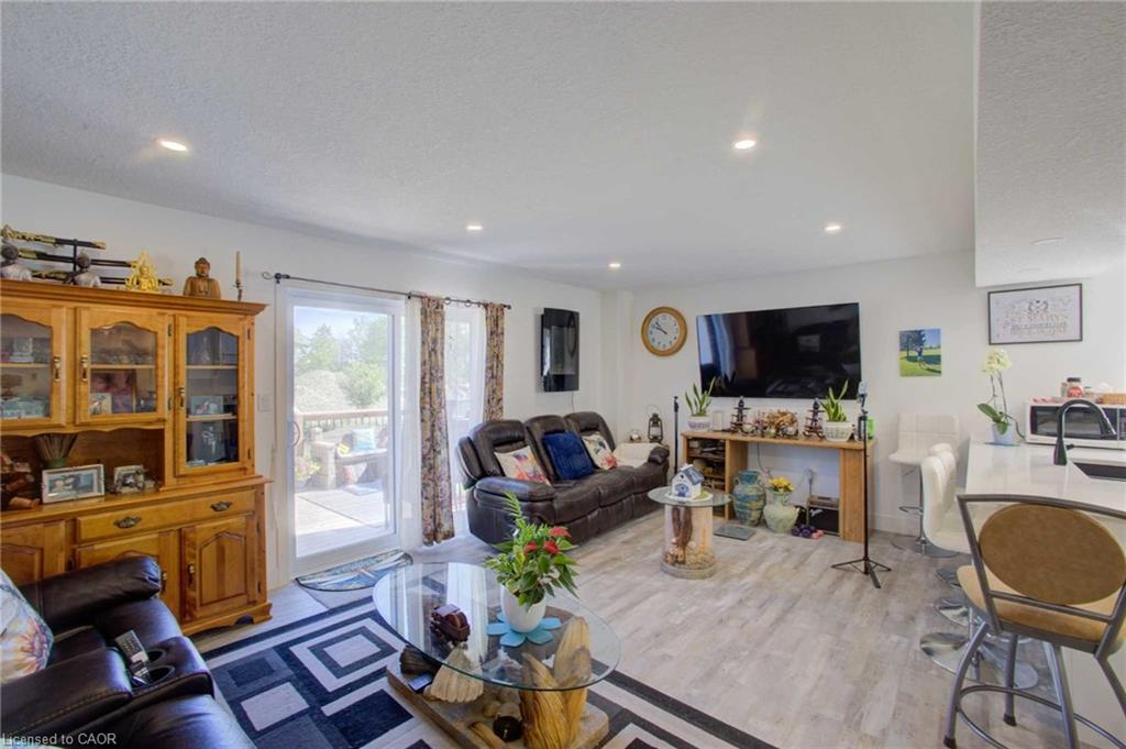 123 Egan Avenue Property Photo 15