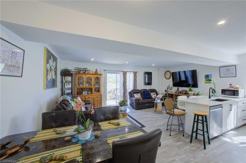 123 Egan Avenue Property Photo 16
