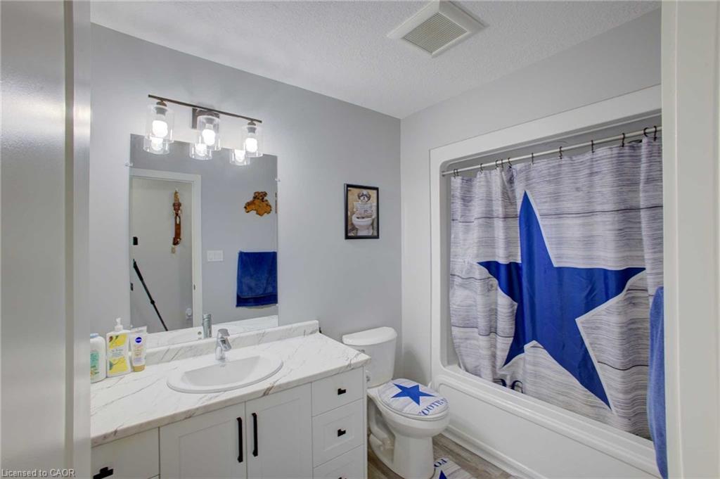 123 Egan Avenue Property Photo 21