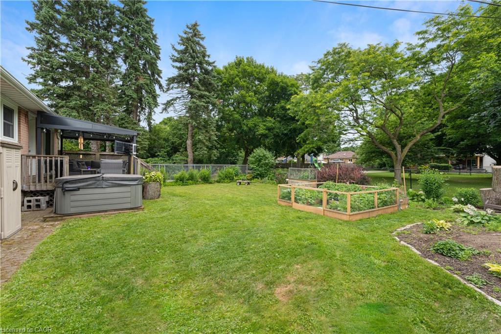 1063 Maplehurst Avenue Property Photo 25