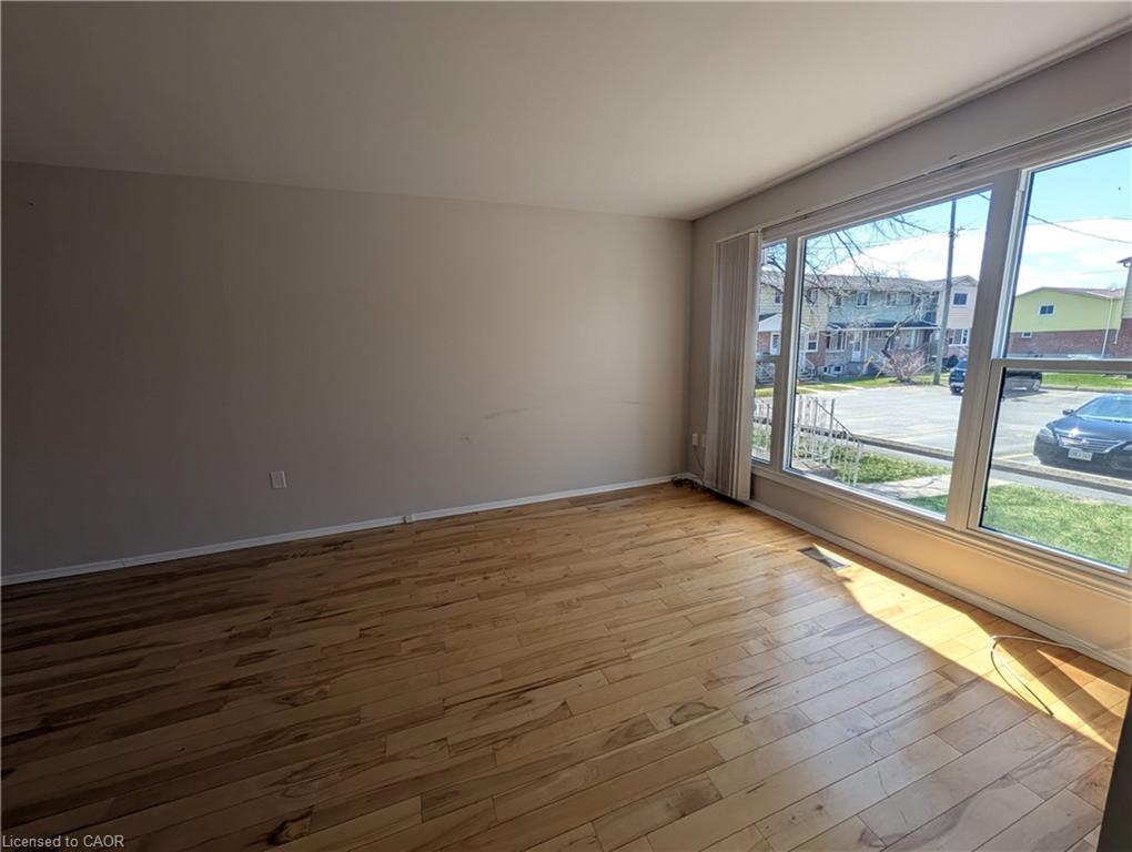 7-27 Addington Street Property Photo 3