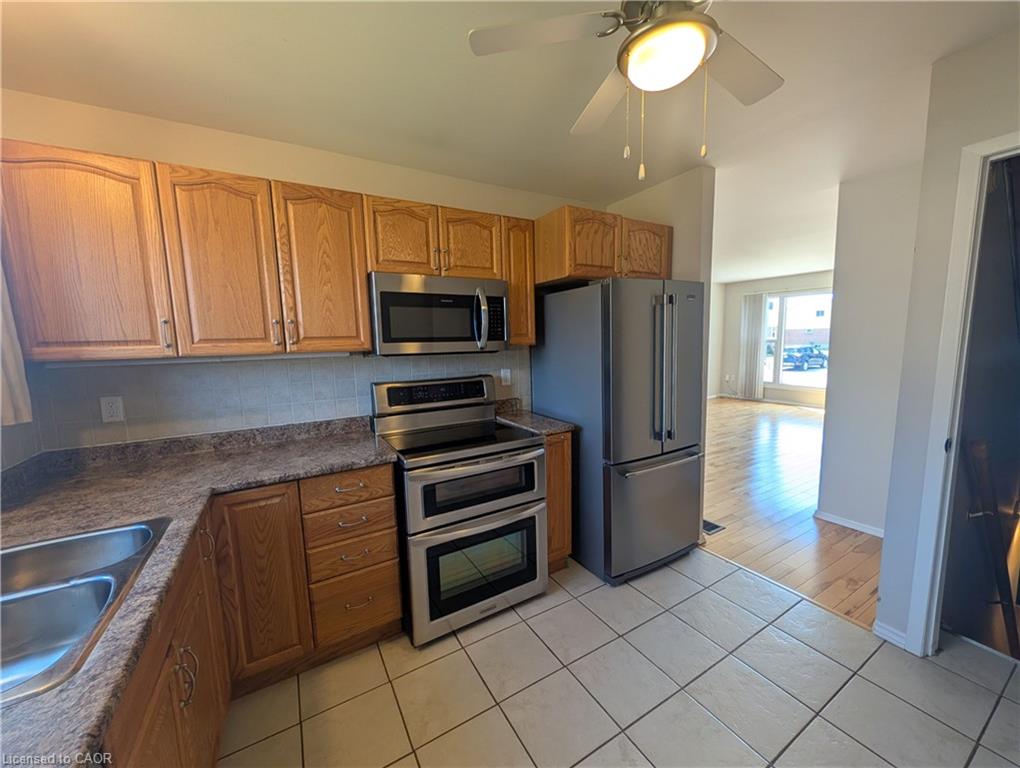 7-27 Addington Street Property Photo 12