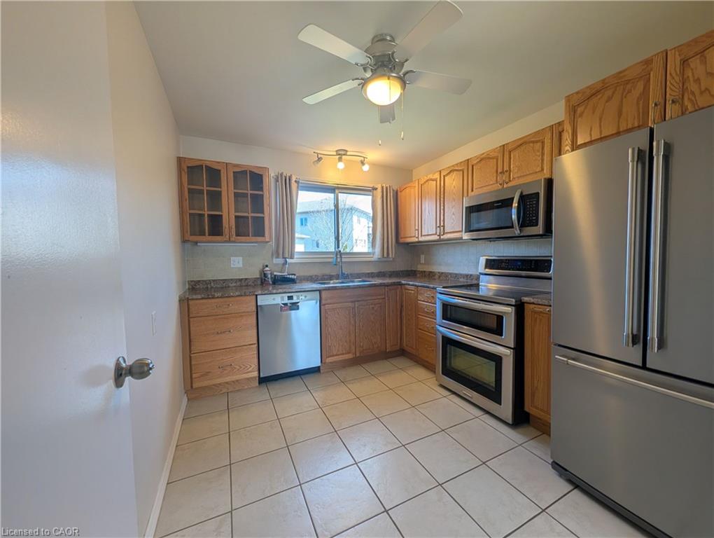 7-27 Addington Street Property Photo 13
