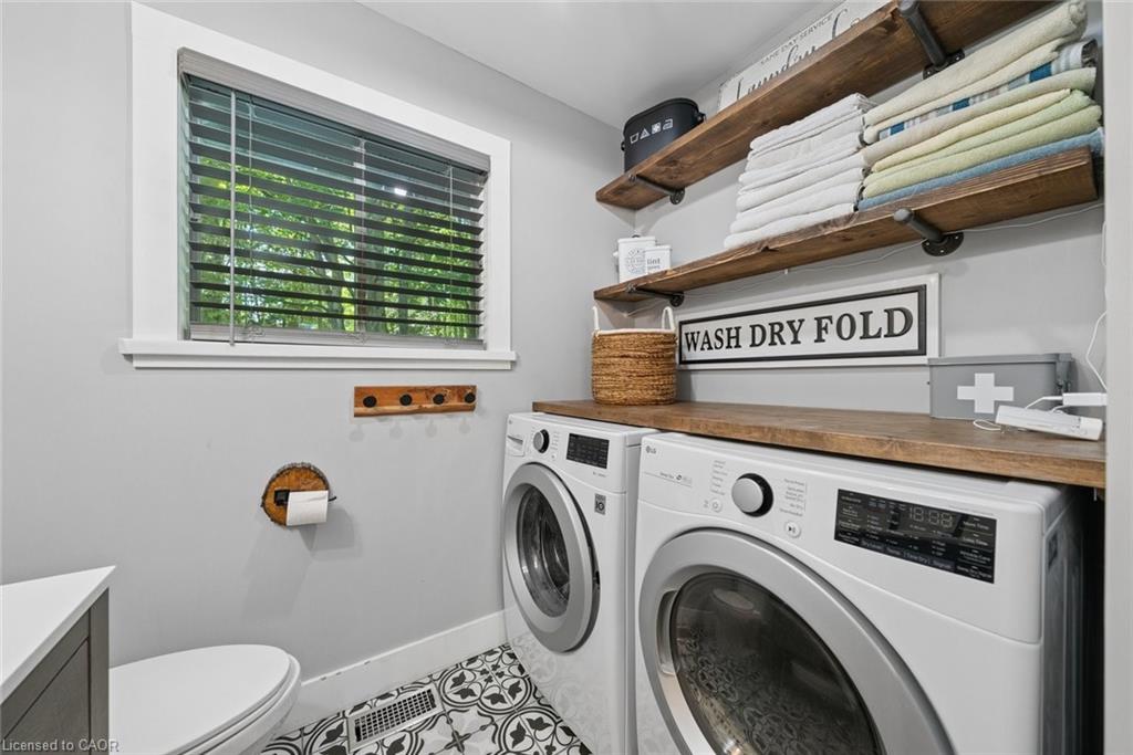 371 Skene Road Property Photo 18