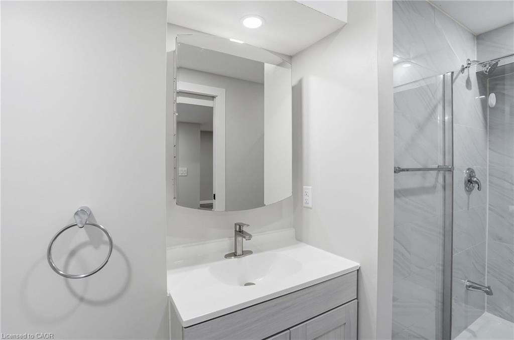 43 Fleming Crescent Property Photo 8