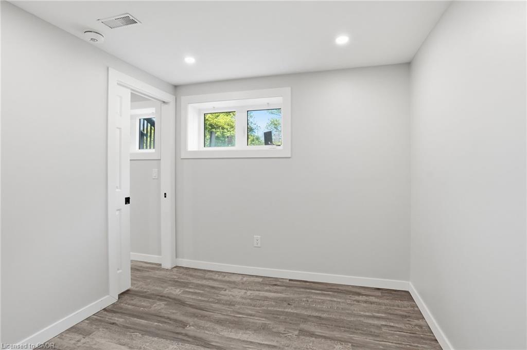 43 Fleming Crescent Property Photo 10