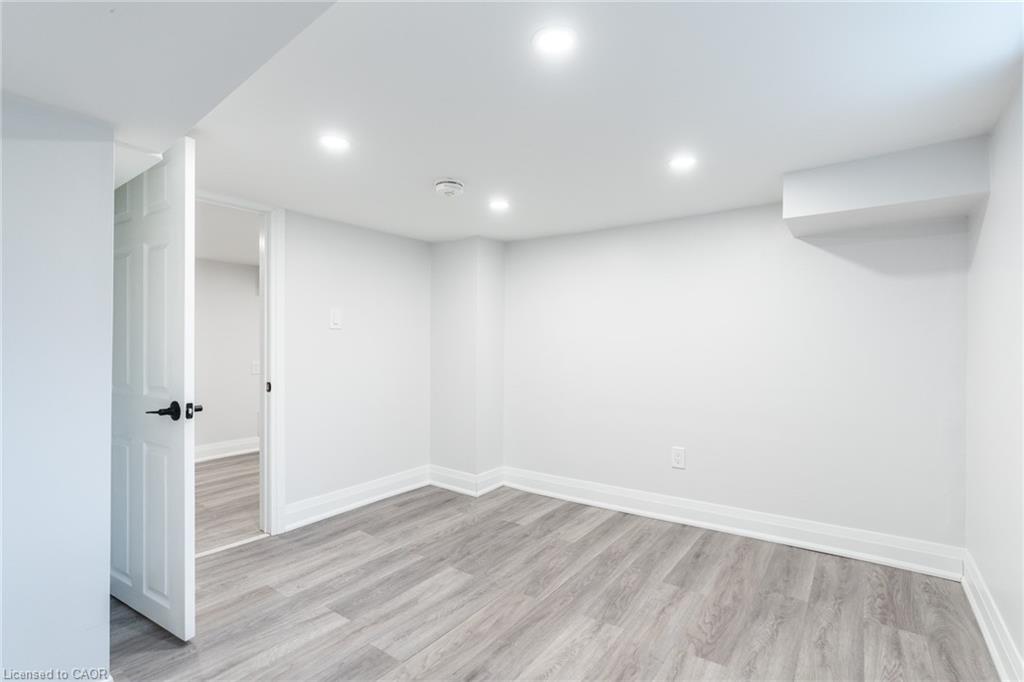 536 Cannon Street E Property Photo 20