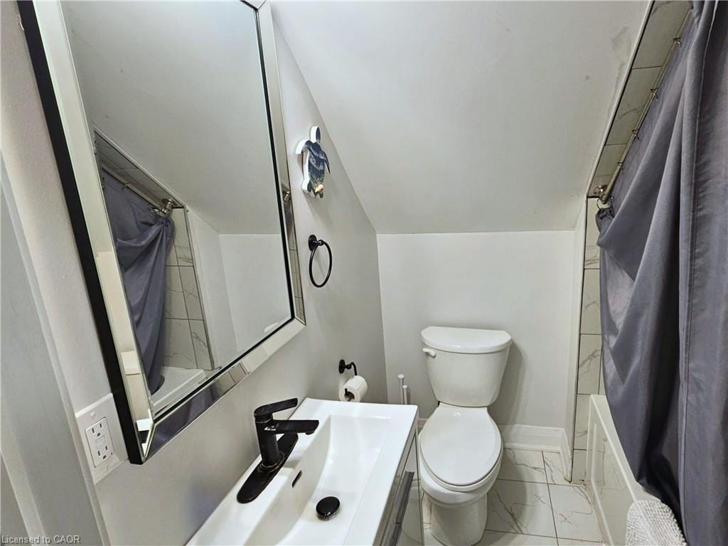 536 Cannon Street E Property Photo 40