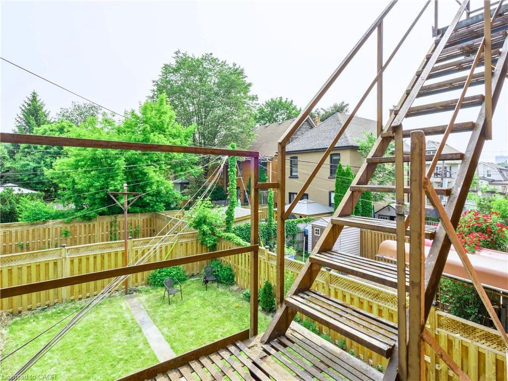 536 Cannon Street E Property Photo 41