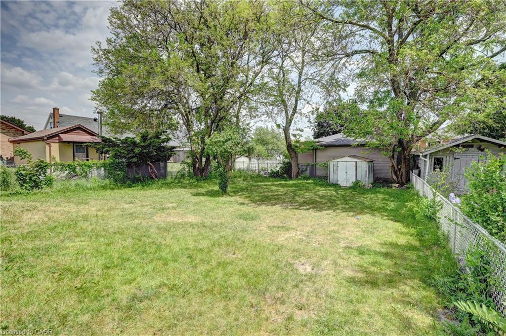 245 Eighth Avenue Property Photo 17